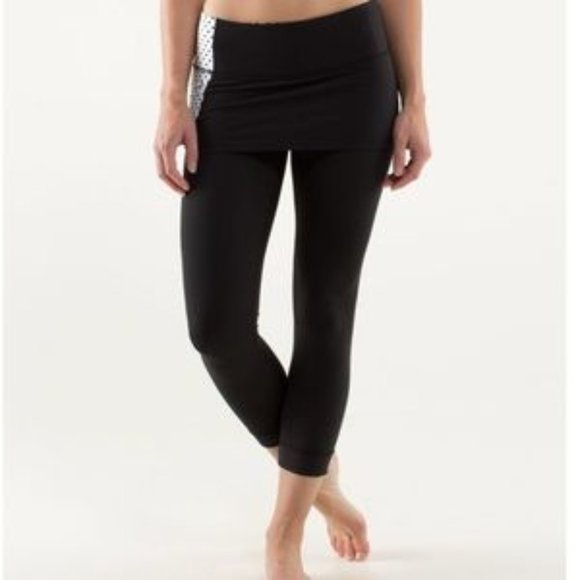 Lululemon A Go Go Crop in Mod Dot Print - Picture 1 of 8